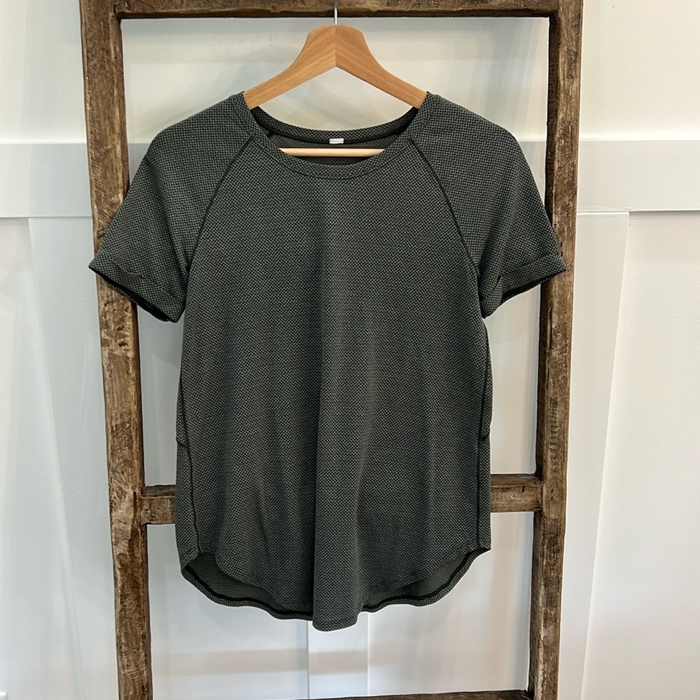 Lululemon Tie Back/ Slit Back Tee